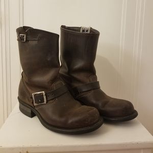 Frye Engineer boots brown